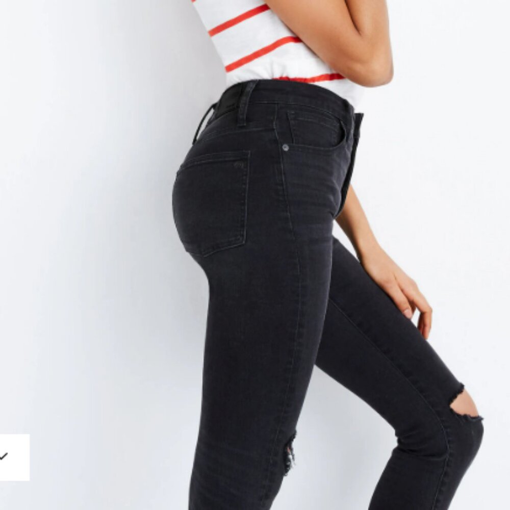 Curvy High-Rise Skinny Jeans in Black Sea - Picture 4 of 4
